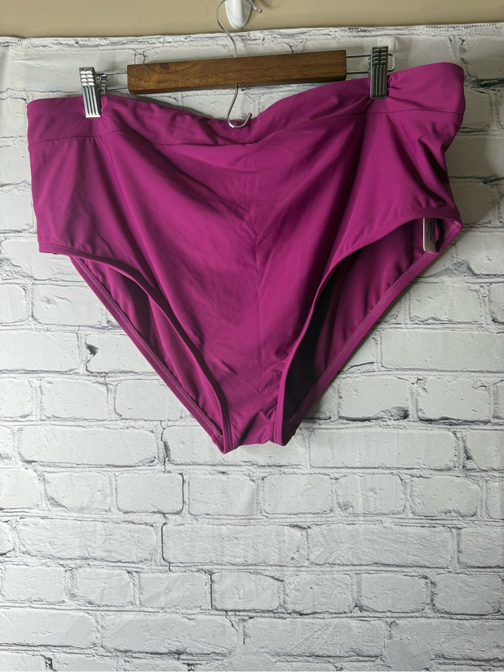NWT freshwater High Waisted Magenta Bikini Bottoms size 2xl